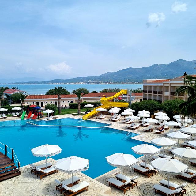 Hotel Roda Beach Resort & Spa