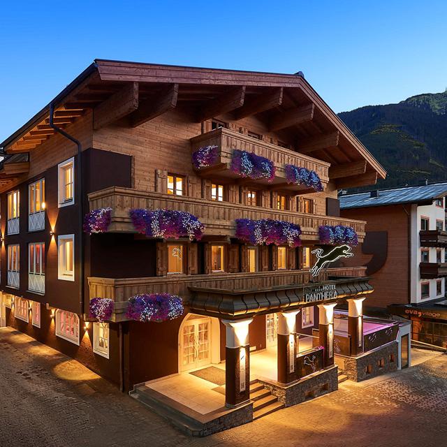 Hotel Panther 'A - Extra ingekocht