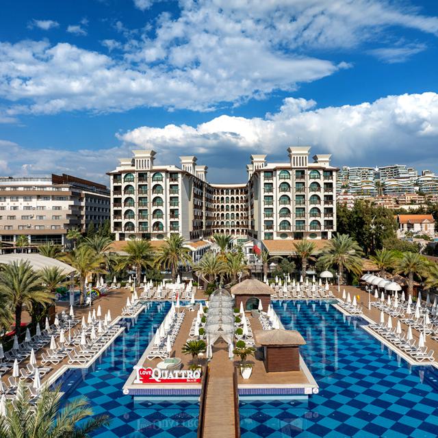 Hotel Quattro Beach & Spa